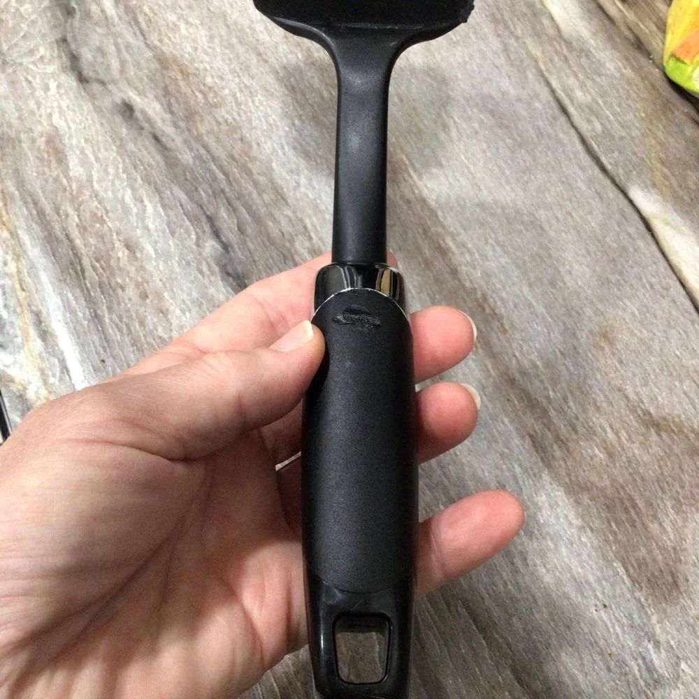 Farberware Professional Heat Resistant Short Spatula Black Plastic Turner